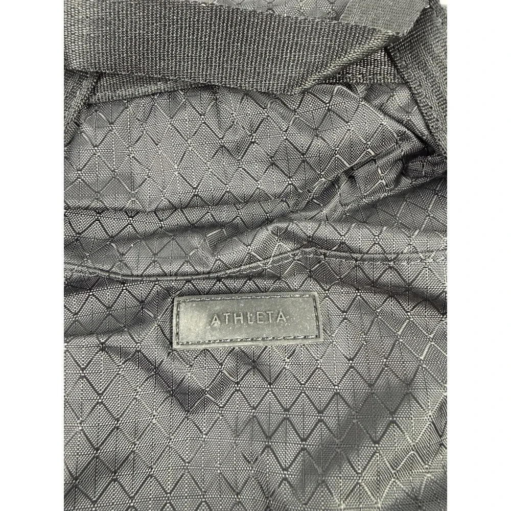 Athleta Excursion Belt Bag Medium Black Nylon Waist Pack Unisex Brand‎ New